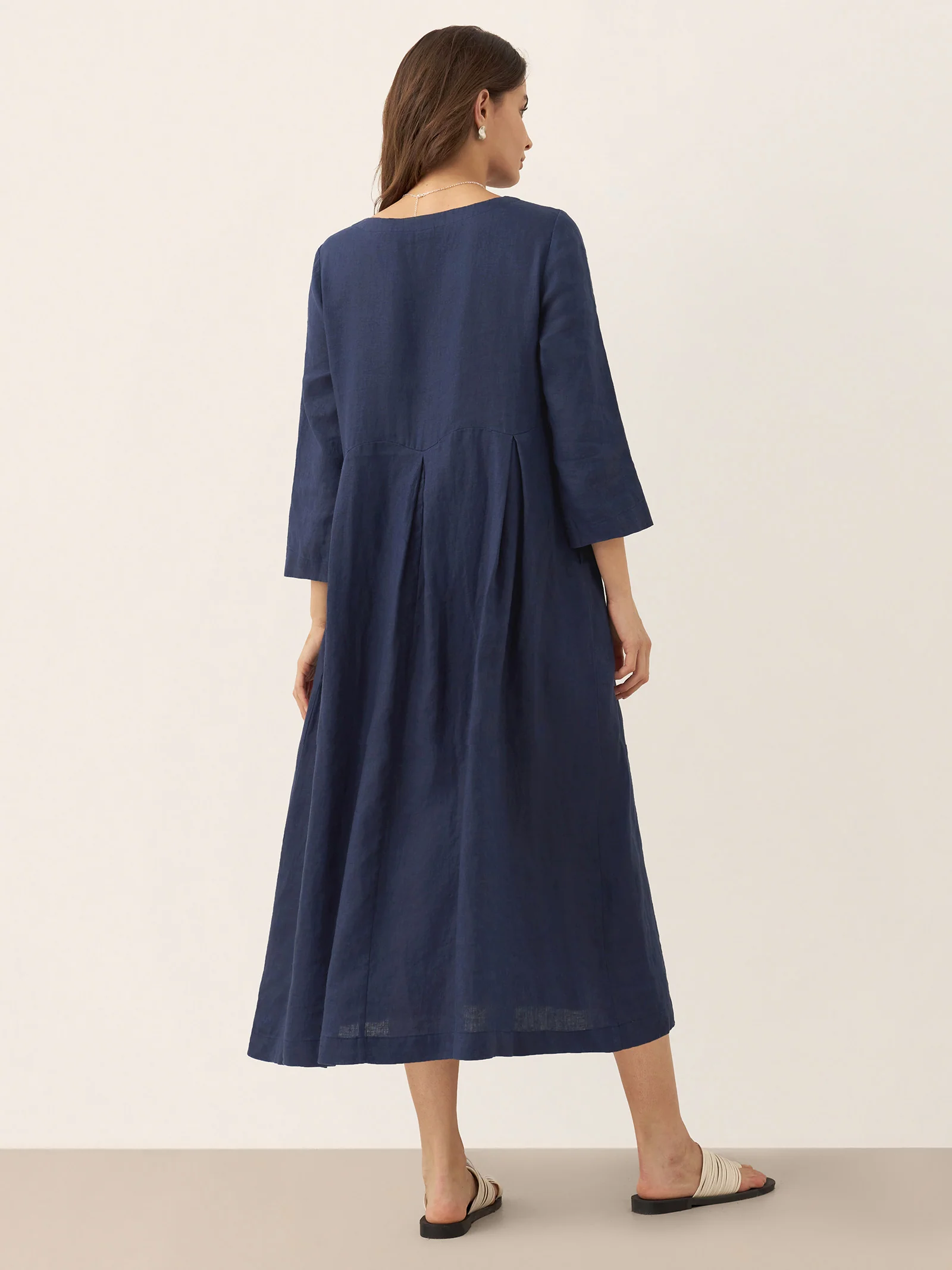 100% Linen Bateau Neck Pleated Midi Dress - Image 8