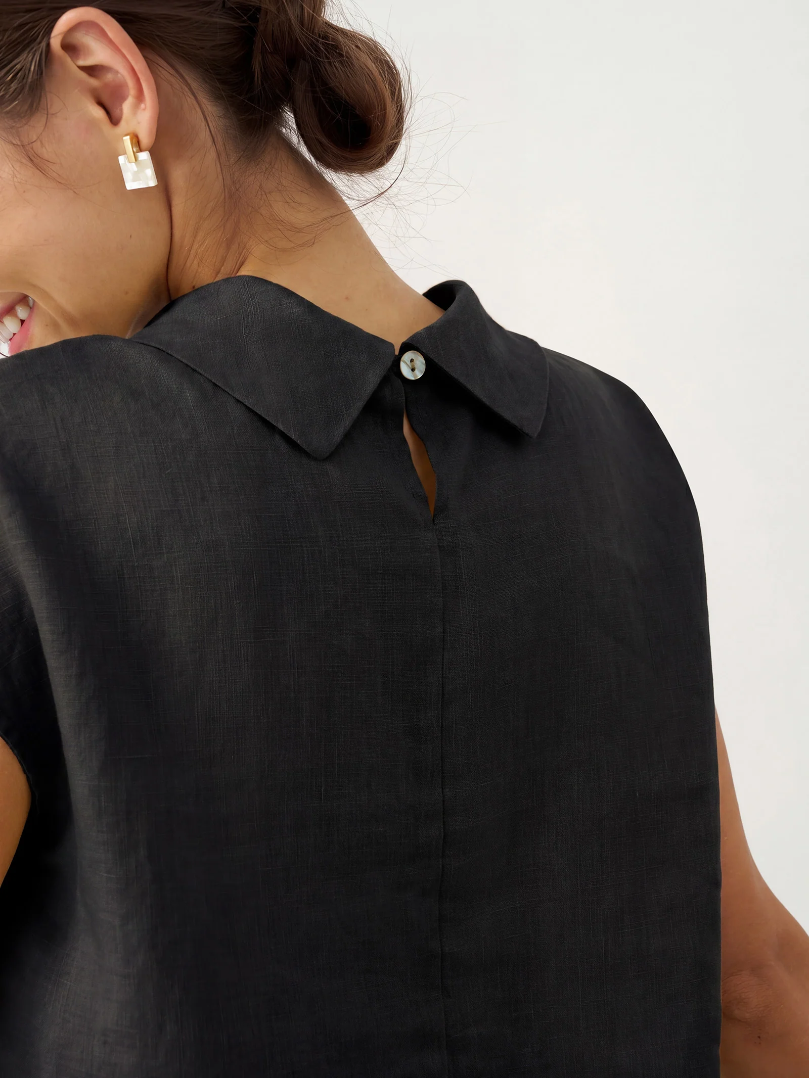 100% Linen Cap Sleeve Soft-Fold Collar Top YVONNE - Image 26