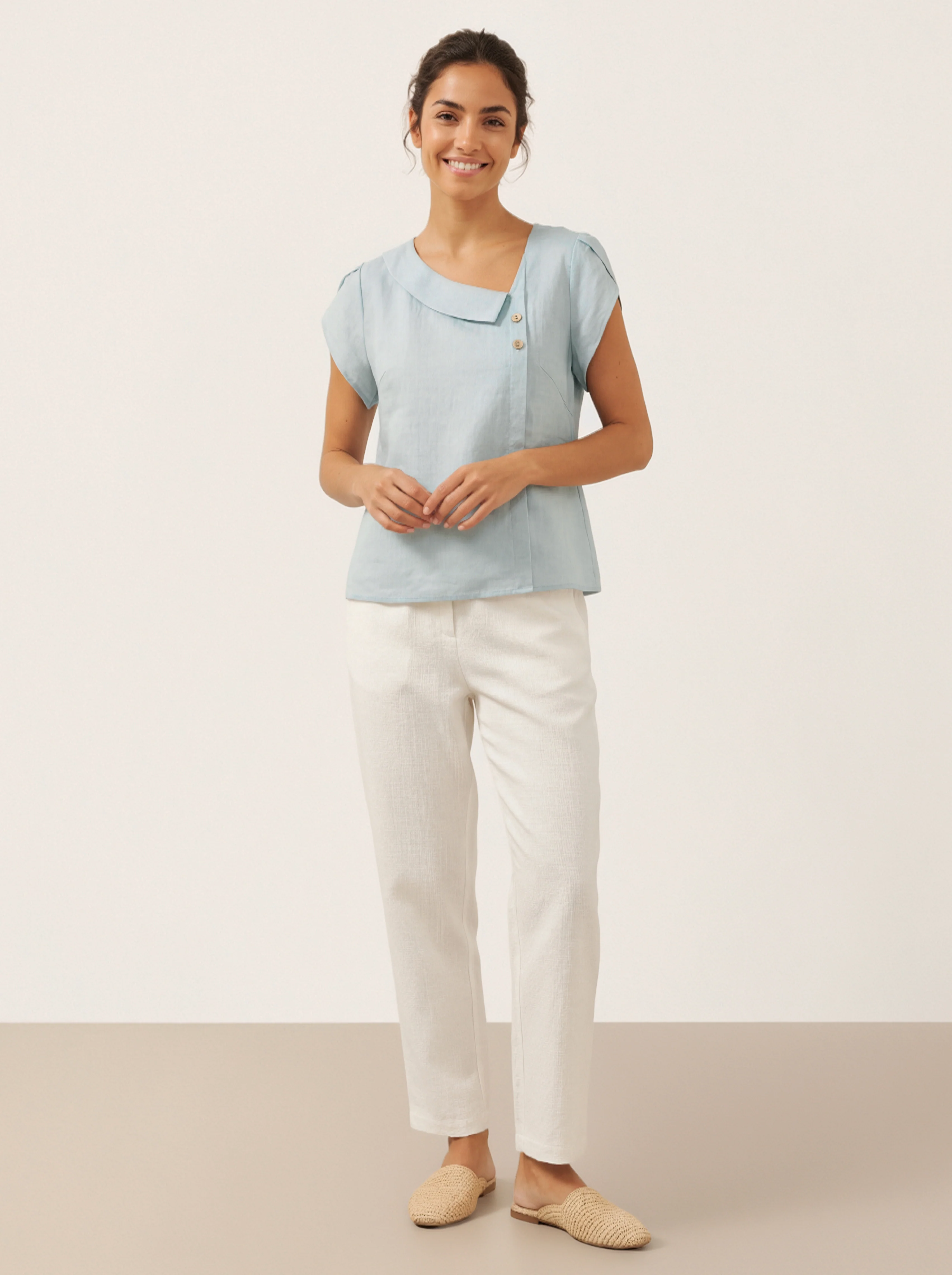100% Linen Crescent Collar Flutter Sleeve Top FARA - Image 11