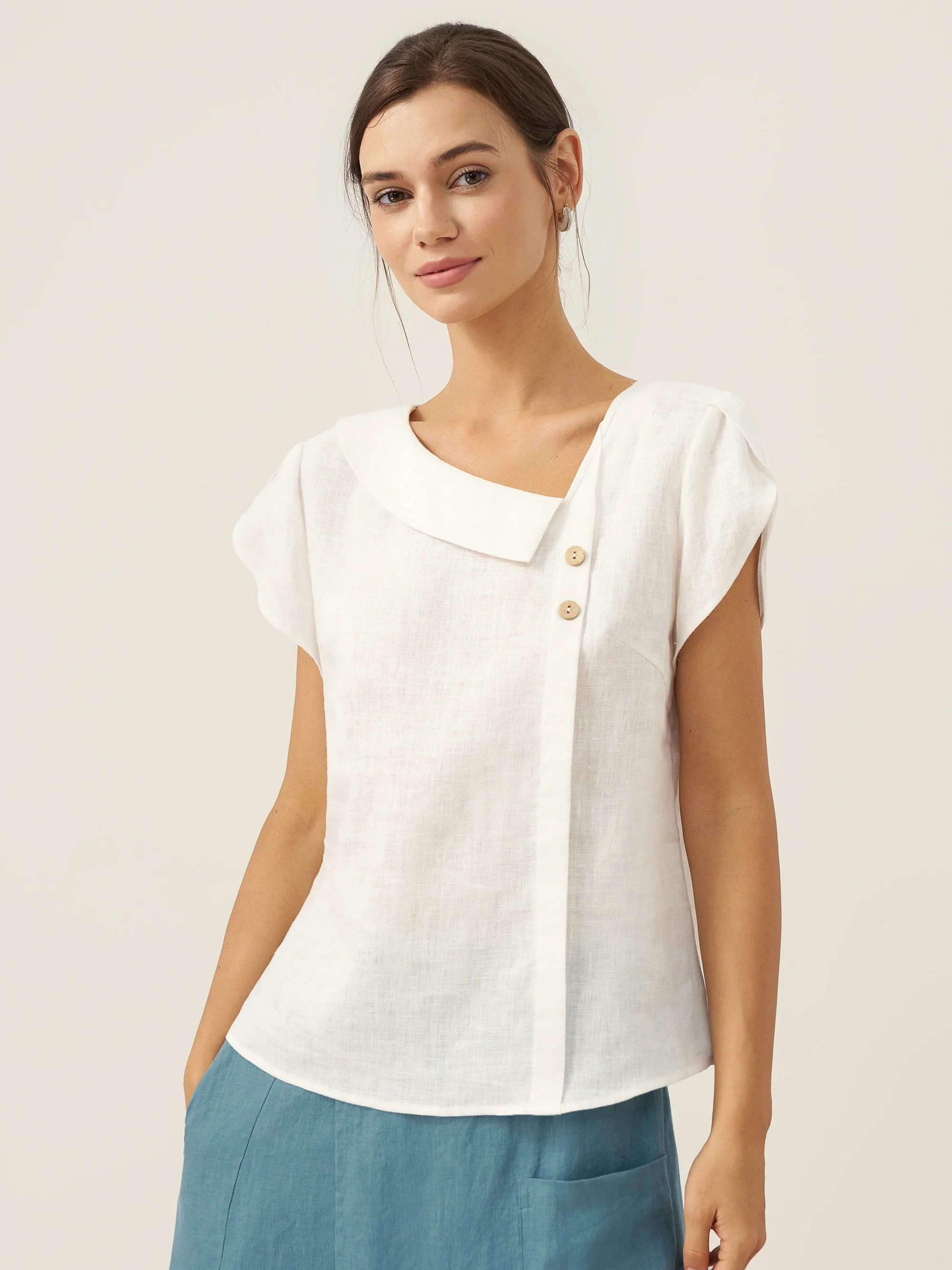 100% Linen Crescent Collar Flutter Sleeve Top FARA - Image 14