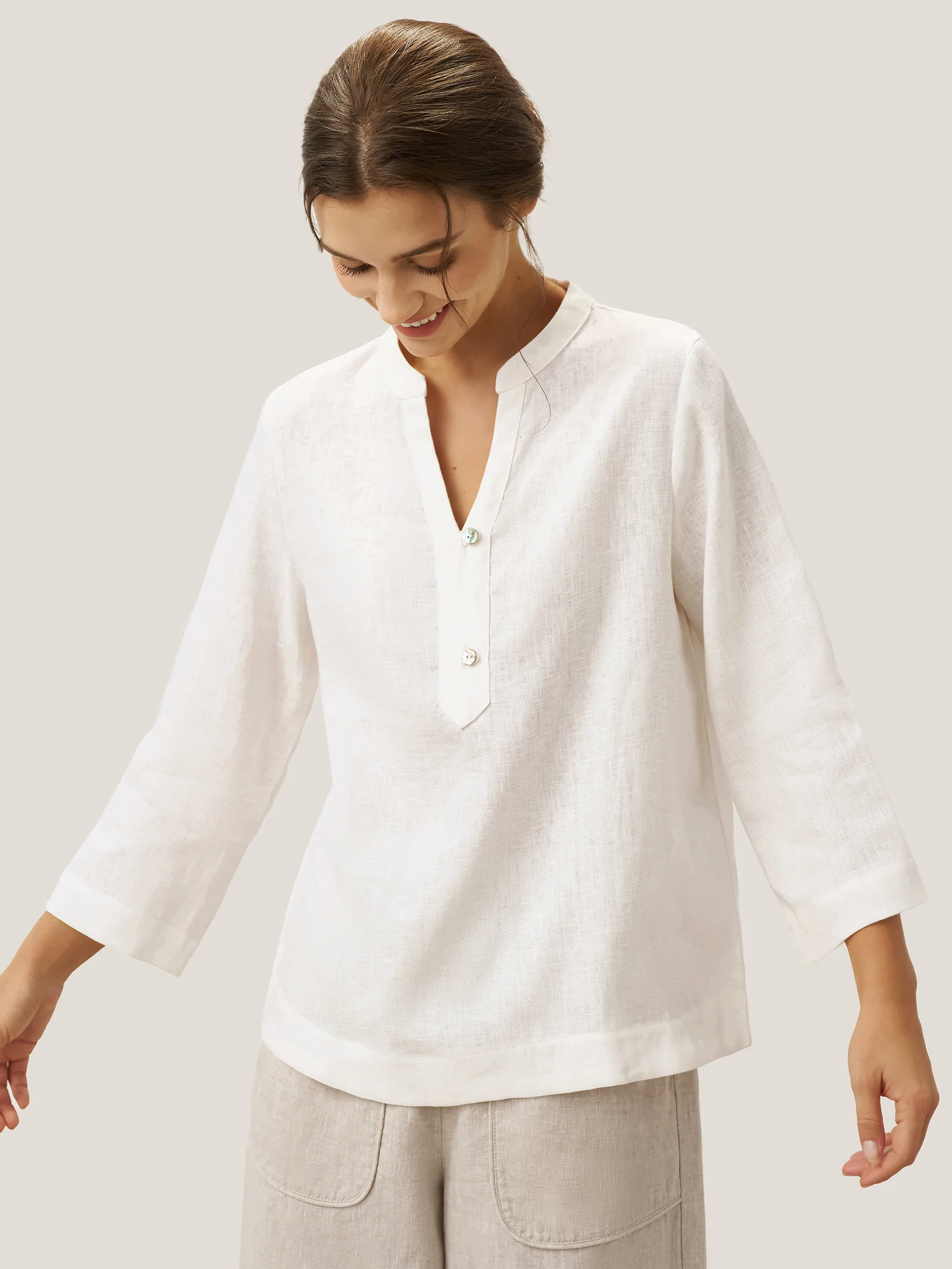 100% Linen Deep V-Neck Pullover with Button-Trim JOLYNE - Image 5
