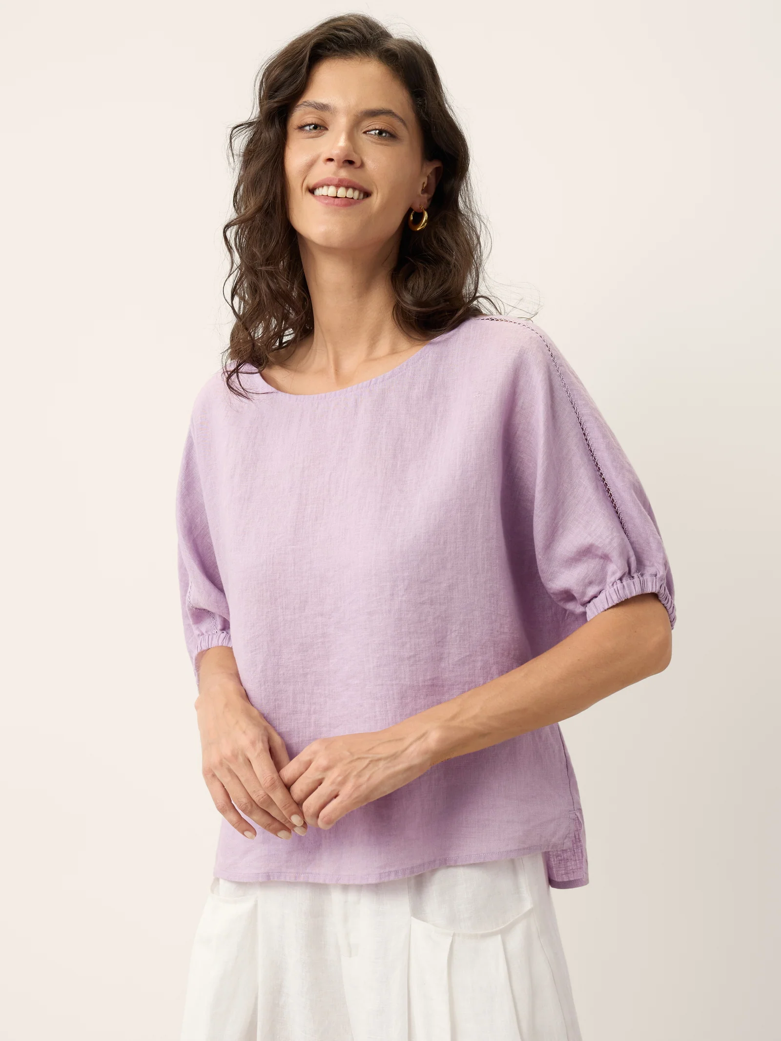 100% Linen Lace Inset Sculpted Cuff Top QUILLA - Image 4