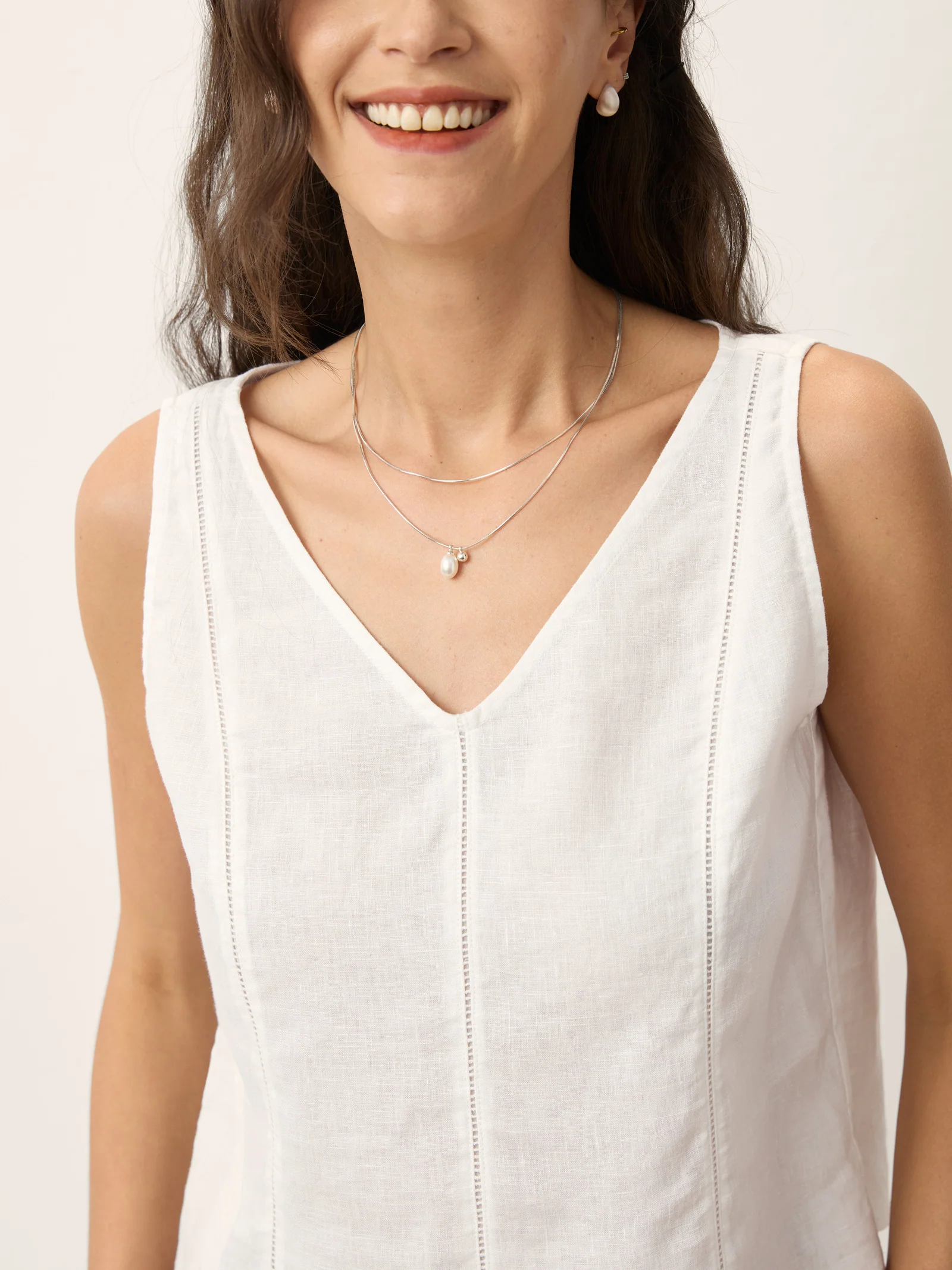 100% Linen Lace Inset V-Neck Tank Top WINSLET - Image 5