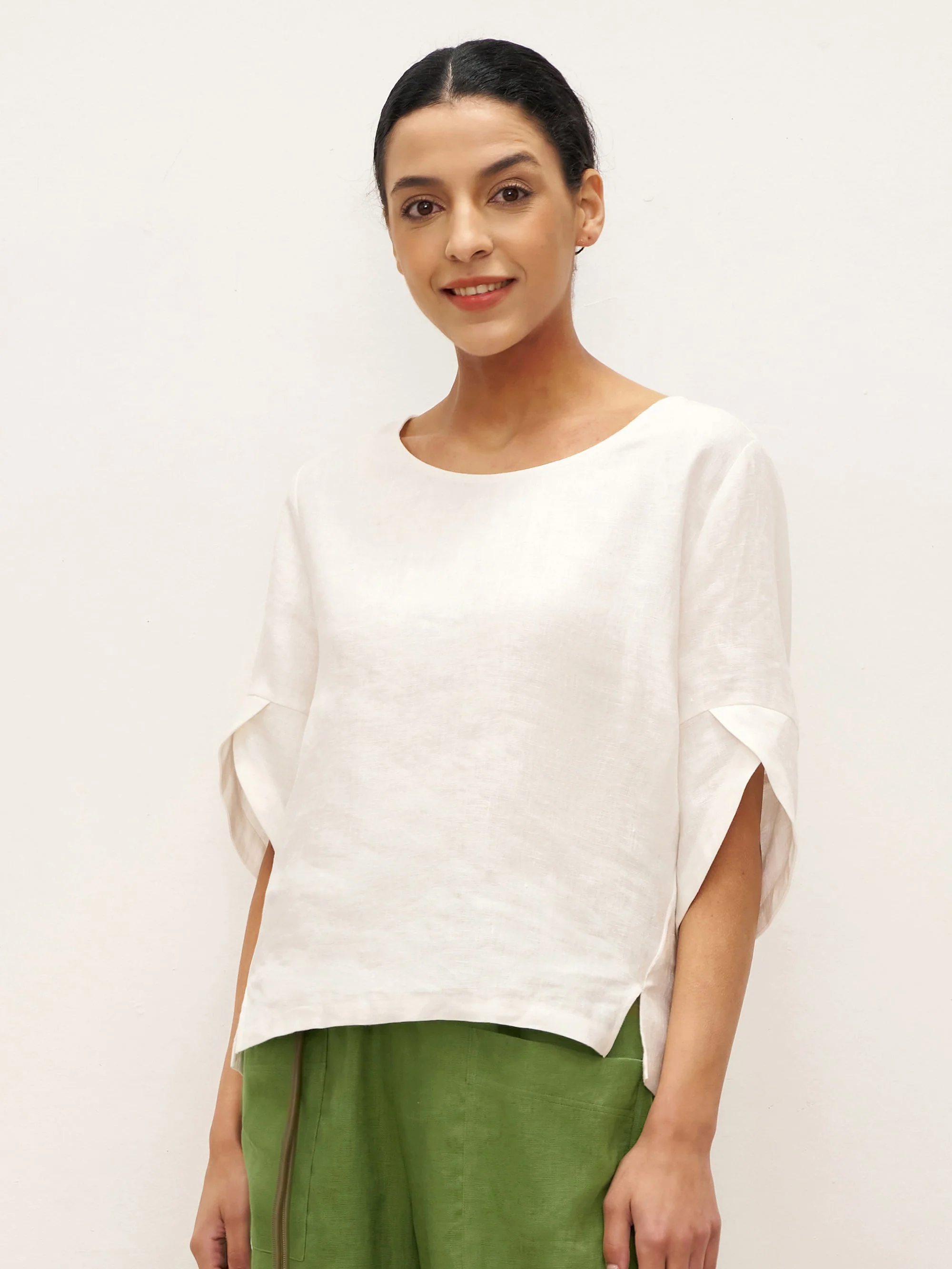 100% Linen Round Neck Petal-Sleeve Pullover LAUREL - Image 5
