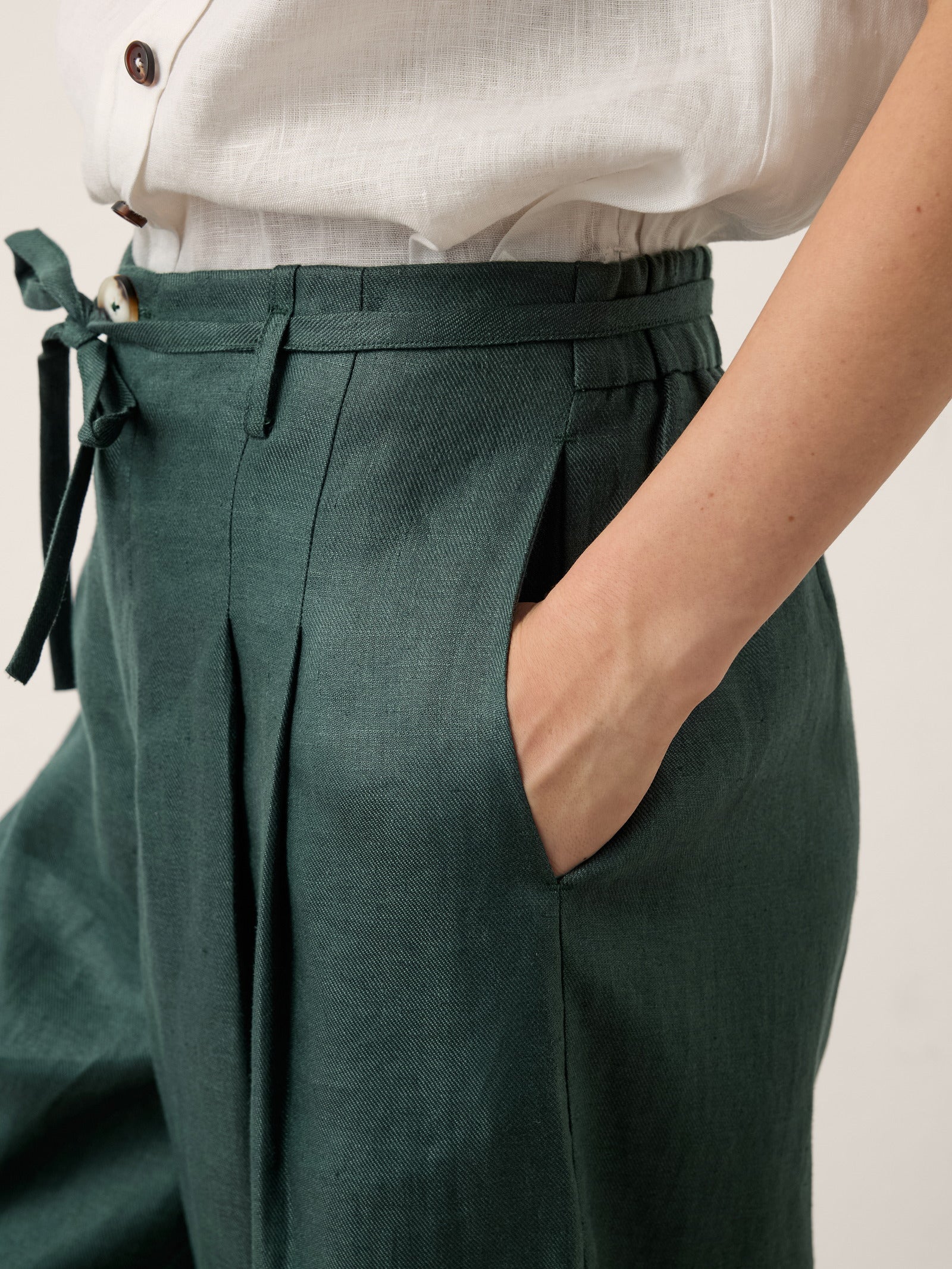100% Linen Side Tie Elasticated Waist Wide Leg Cropped Pants CAMILLA - Image 5