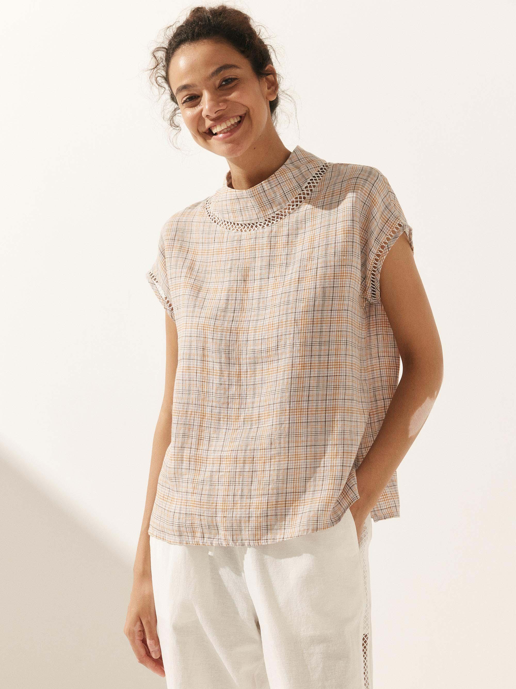Linen Cutout Turtleneck Top QUINN - Image 10