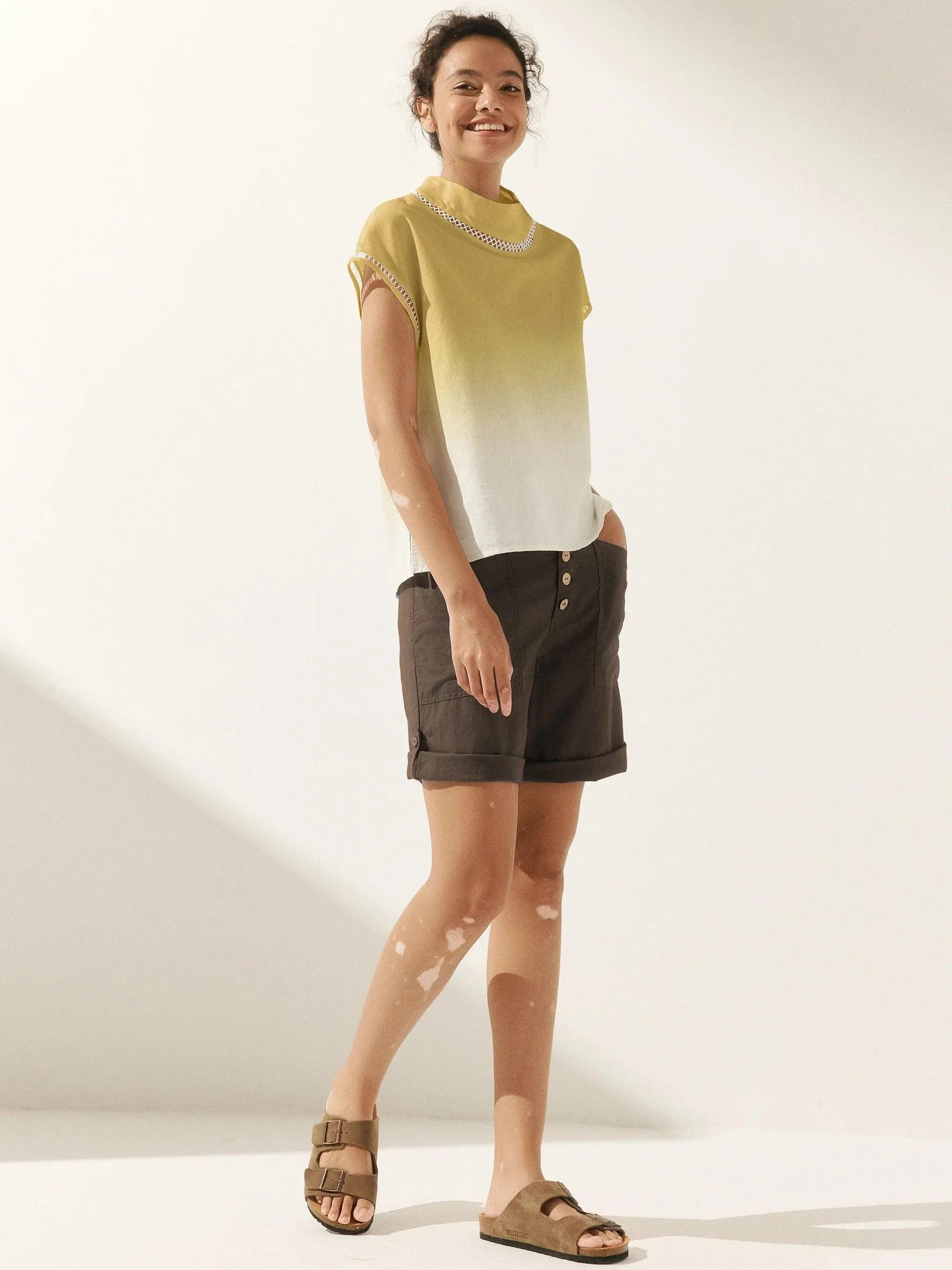 Linen Cutout Turtleneck Top QUINN - Image 18