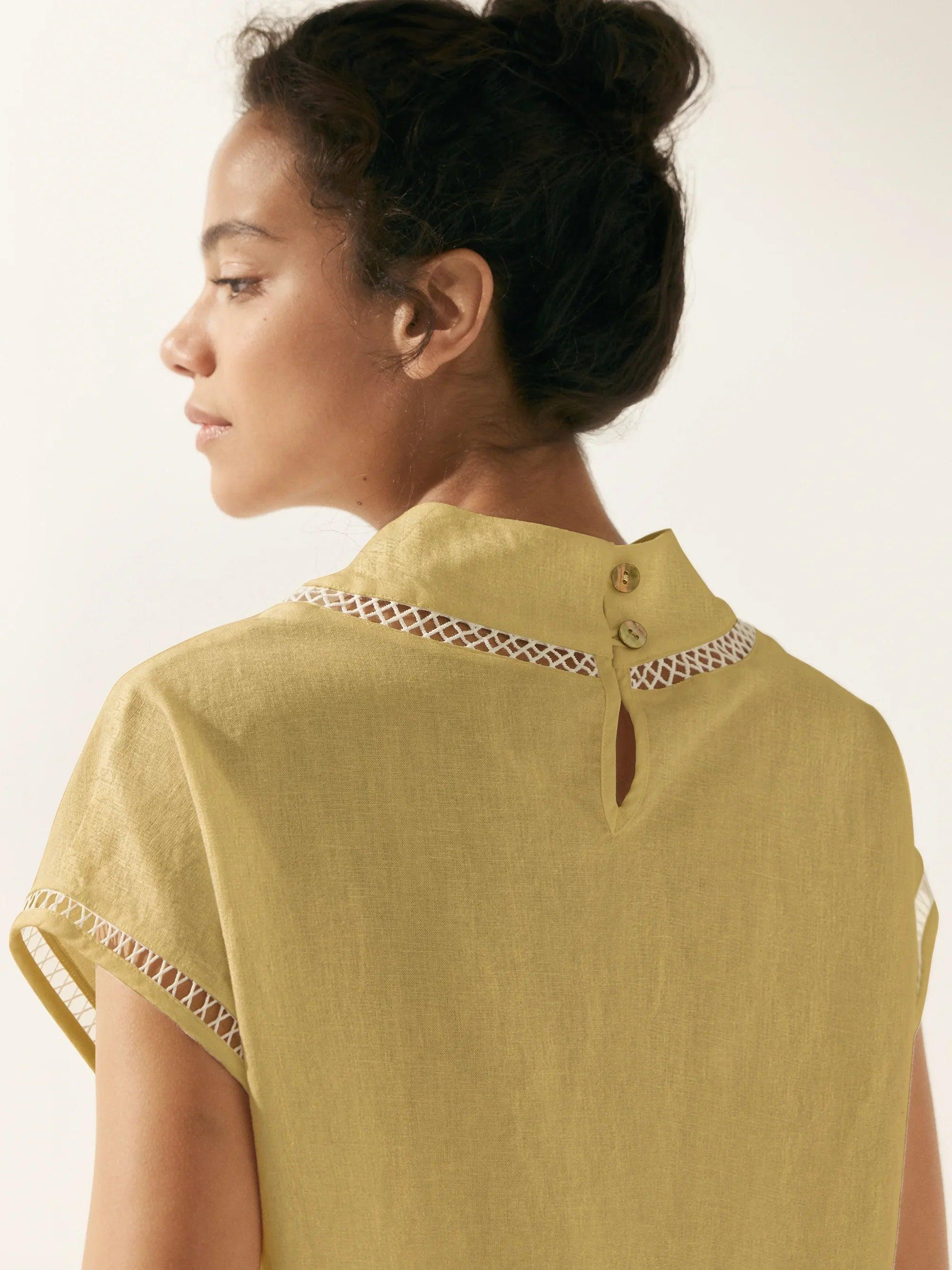 Linen Cutout Turtleneck Top QUINN - Image 19