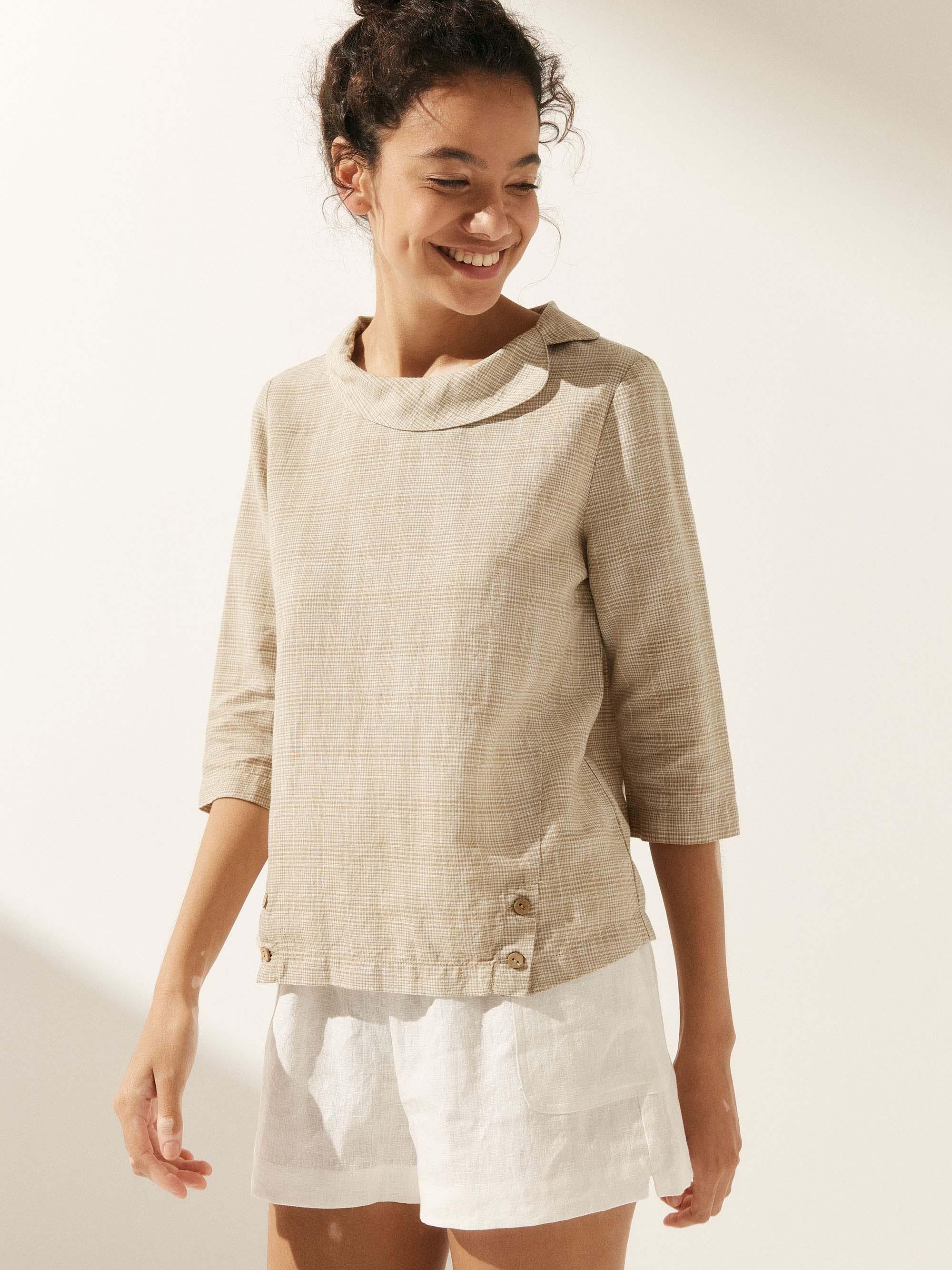Linen Round Soft-Fold Collar Top LAURA - Image 8