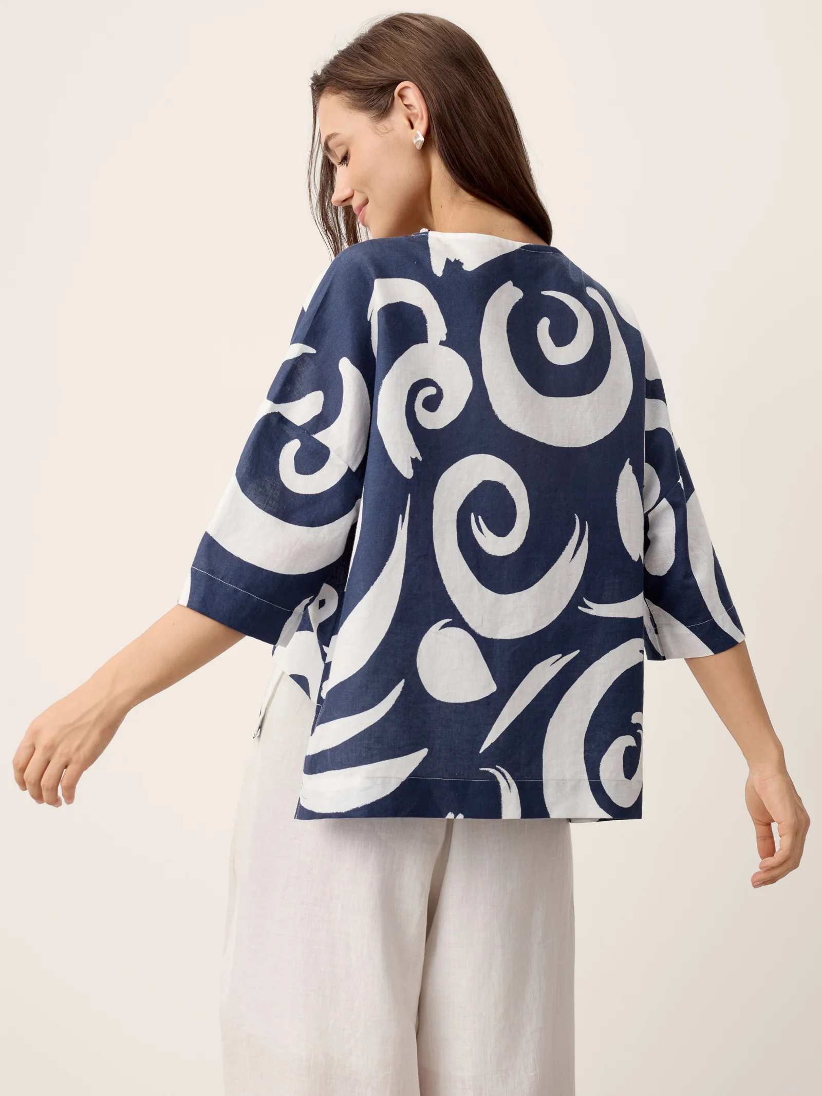 Linen Layered Asymmetric Top NOREEN - Image 5
