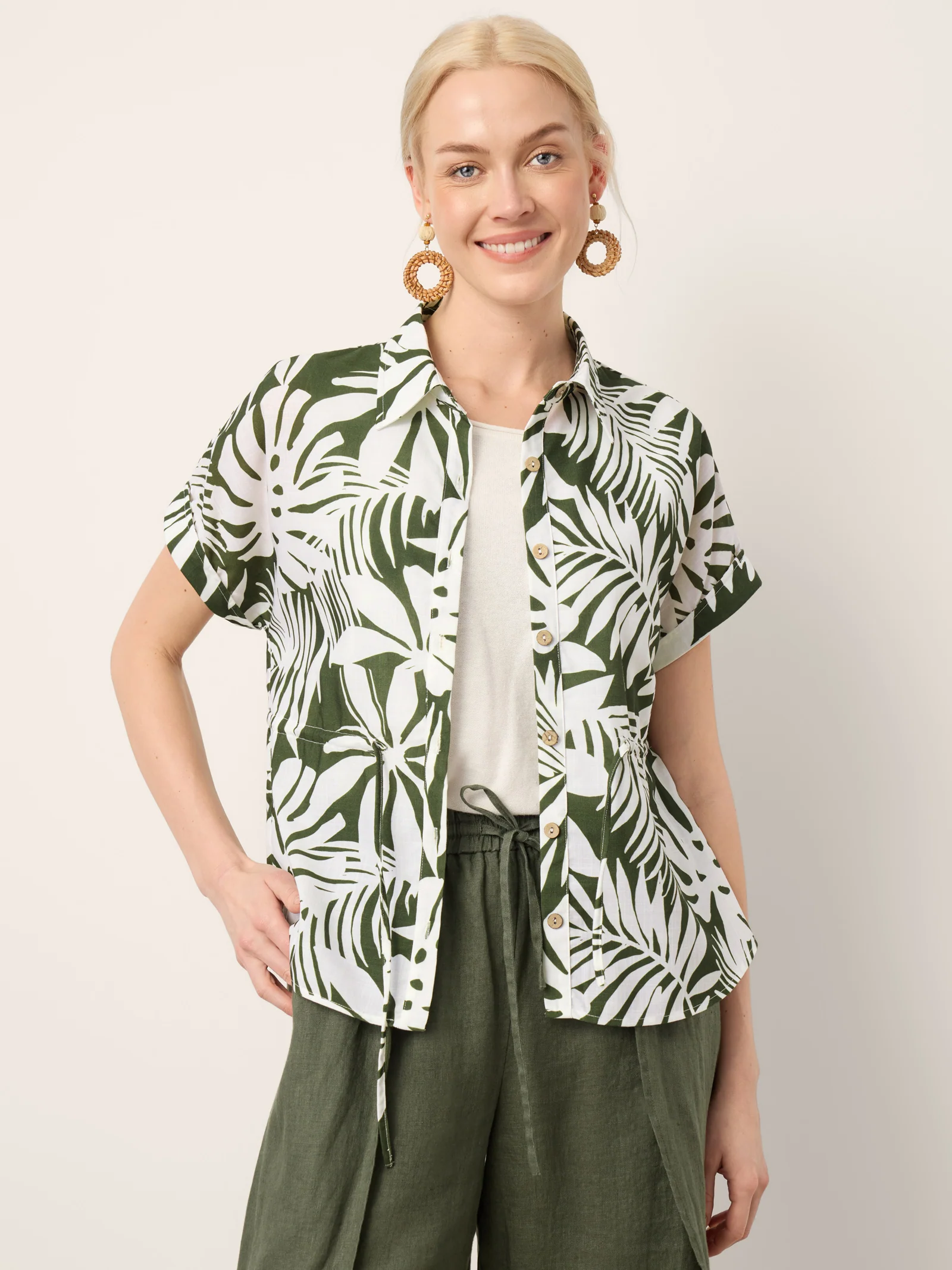 Linen Palm Print Drawstring Waist Cuffed Sleeve Shirt HILDEGARD - Image 7