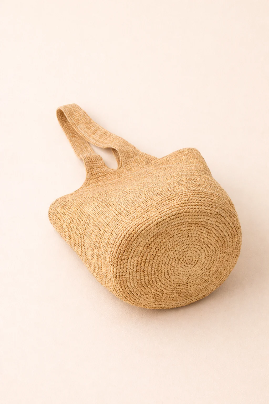 Raffia Straw Bucket Bag Handwoven Structured Shoulder Beach Vacation Bag - Image 4