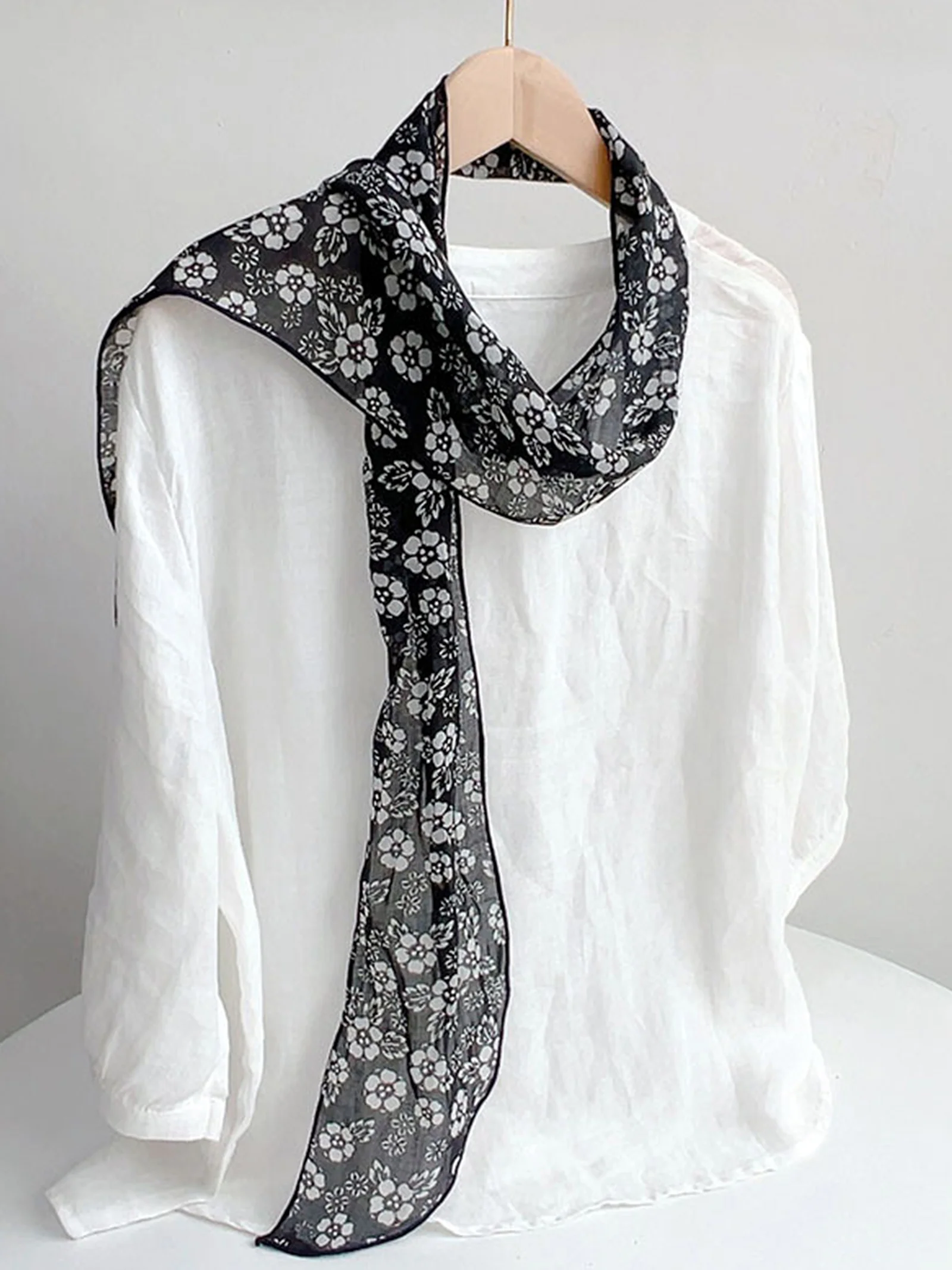 Ramie Vintage Print Handkerchief - Image 10